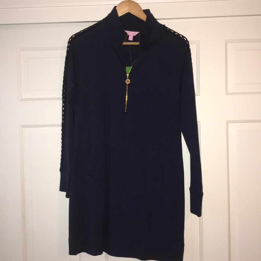 Navy Lilly Pulitzer Dress size Small.
